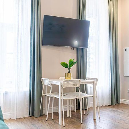 Stylish Studio Apartment Wiener Stadthalle Esterno foto
